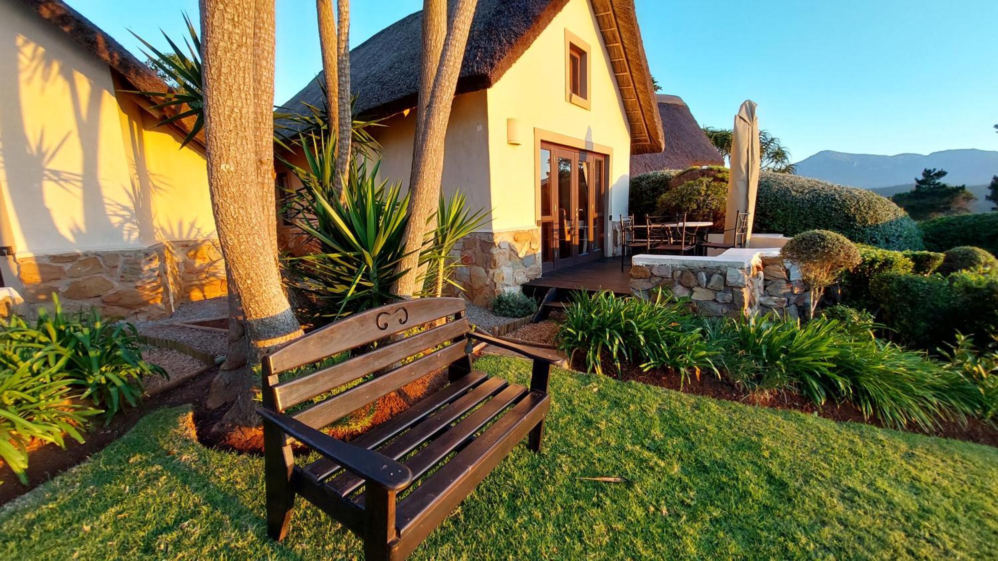 Paradise Cove Victoria Bay Bagian luar foto